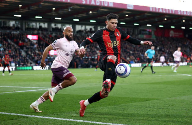 手机看足球直播:这些APP让你不错过任何精彩瞬间