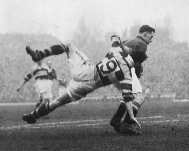 足球场建设成本：每平方米价格区间参考