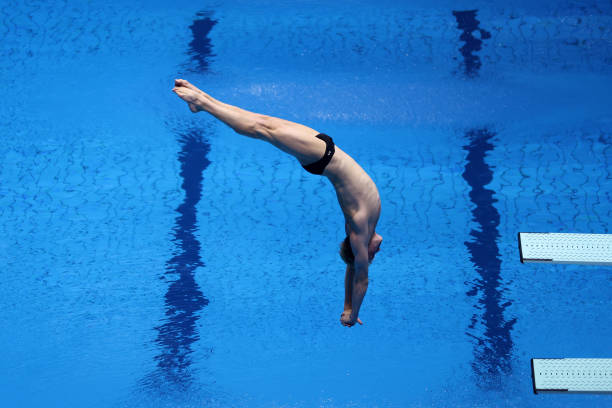 跳远三级运动员成绩标准解析：如何达标与提升