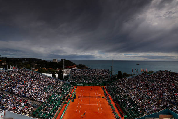 贴吧深度：解析阿尔卡拉斯最新战术变化，网友激烈讨论！